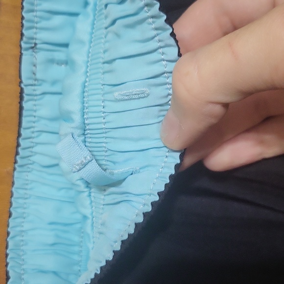 Womens Nike Dry Fit Shorts Size Medium - Picture 4 of 6